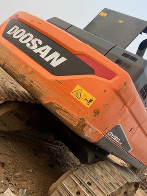 Used Doosan DX520LC excavator, large hydraulic tracked excavator