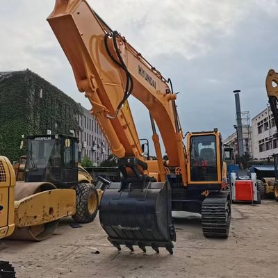 A second-hand Hyundai 305lc-9T tracked excavator in good condition
