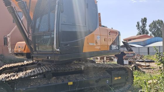 22 Ton Hyundai 220-9s Excavator Is Equipped With A Cummins Engine