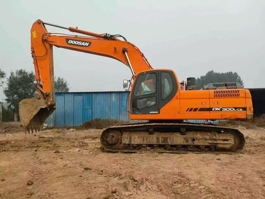 Doosan 300LC-9 excavator produced in South Korea