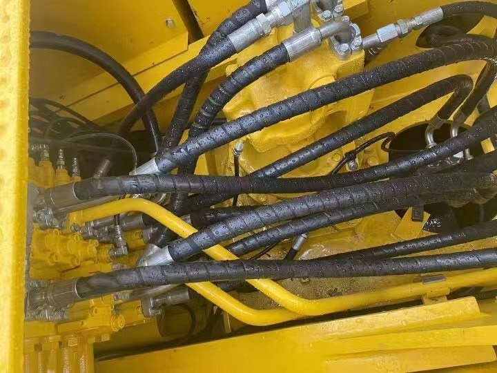 PC220 Gebrauchtes Komatsu Bagger 23 Tonnen 1 Kubikmeter für jedes Bauprojekt