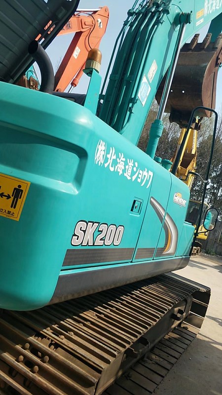 20 Tonnen Hydraulikbagger Gebraucht Kobelco 200 Bagger für den Straßenbau