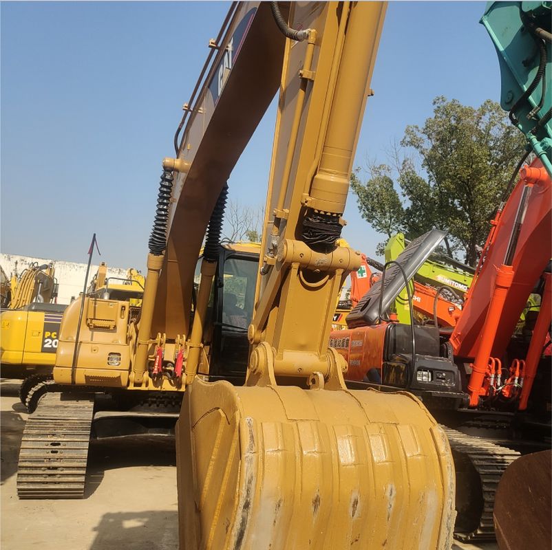 The used cat320C excavator is imported from Japan