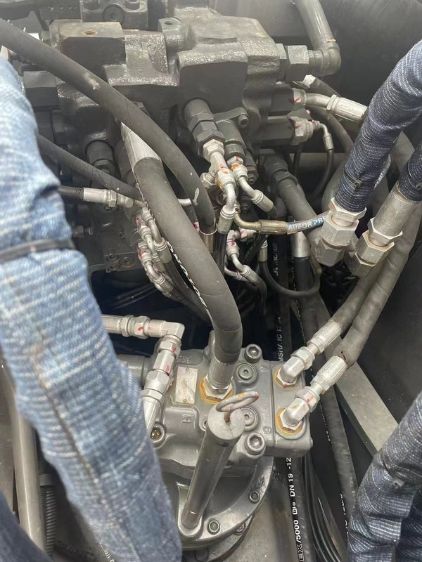 Gebrauchtes Bagger Ec140 in guter Verfassung für Ihre schweren Aufgaben, fragen Sie jetzt!