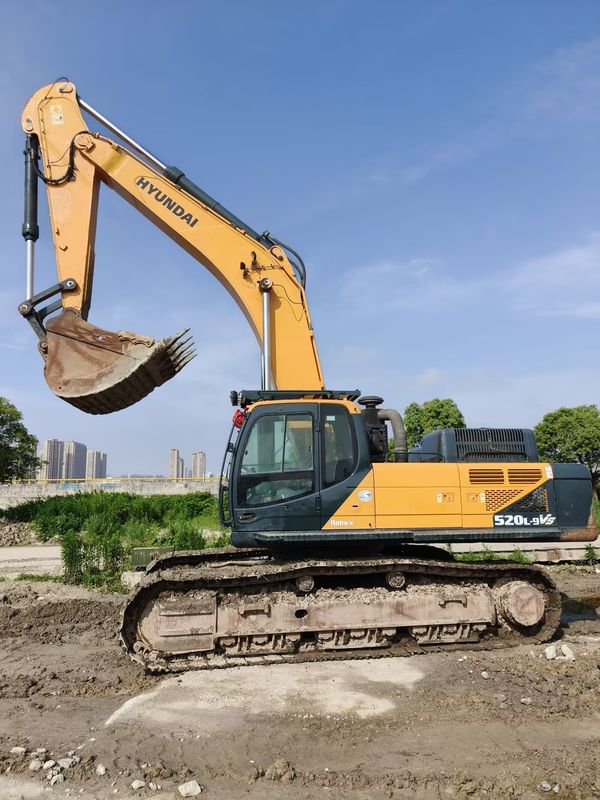 Used Hyudai 520Lc Excavator Ready To Dig In All Conditions