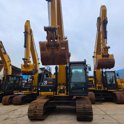 Der bekannte Katzenbagger 320E, aus zweiter Hand zum Verkauf zu einem fairen Preis.